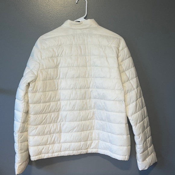 Thin, white coat, size: L - Picture 3 of 3